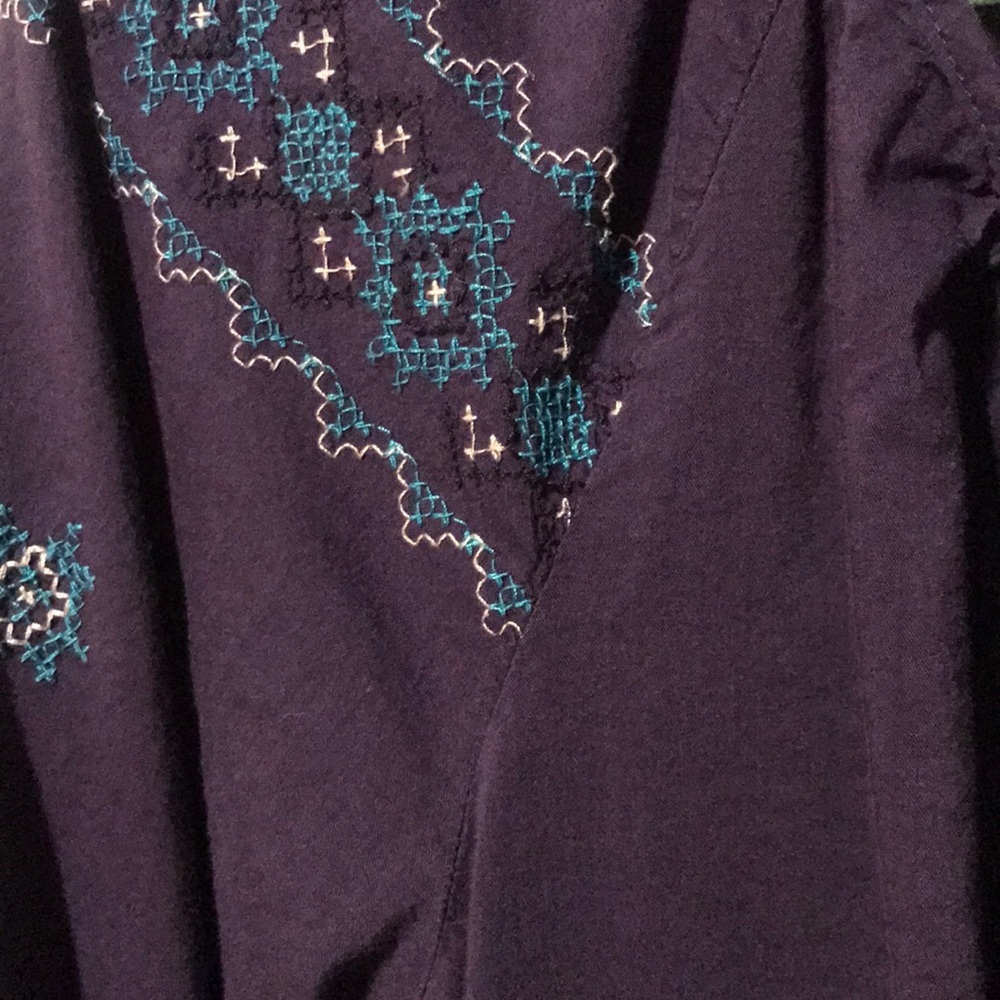 FINAL PRICE!! Old Navy Blouse - Picture 3 of 8